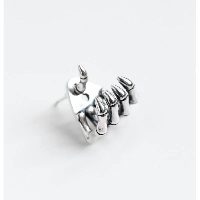 Dashingsoul Halloween Retro Punk Skeleton Hand Bone Earrings